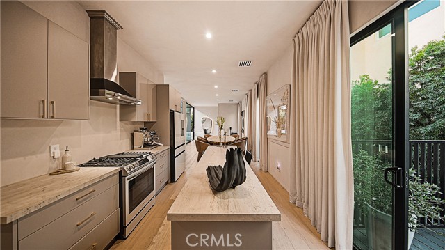 MLS #OC25253379 image #12