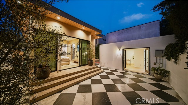 MLS #OC25253379 image #27