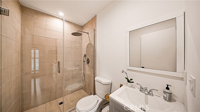 MLS #OC25253379 image #29