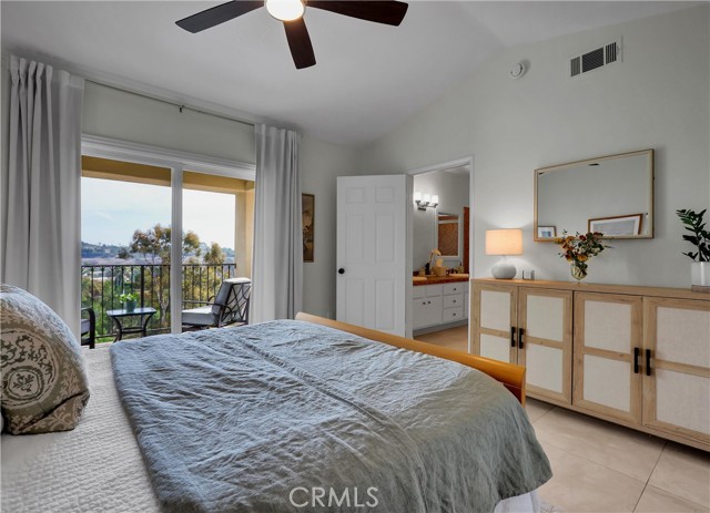 MLS #OC25253437 image #33