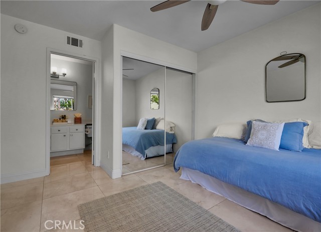 MLS #OC25253437 image #42