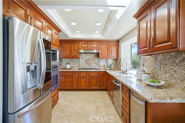 MLS #OC25253438 image #17