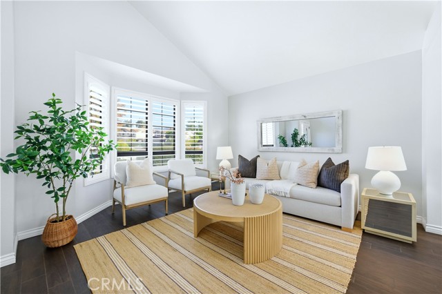 MLS #OC25253438 image #3