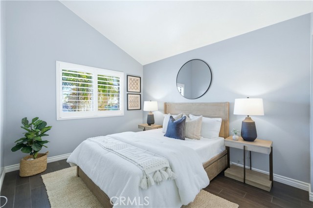 MLS #OC25253438 image #34