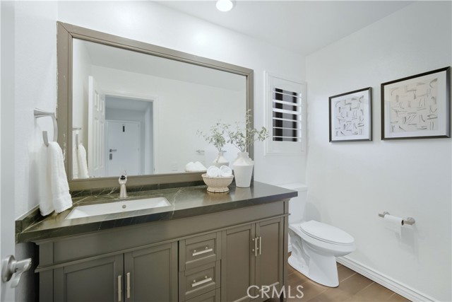 MLS #OC25253438 image #37