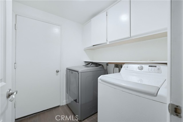 MLS #OC25253438 image #39