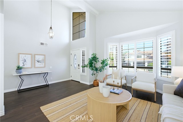 MLS #OC25253438 image #4