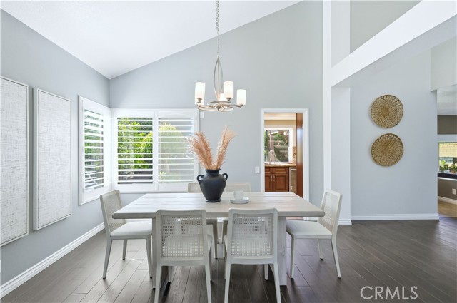 MLS #OC25253438 image #6