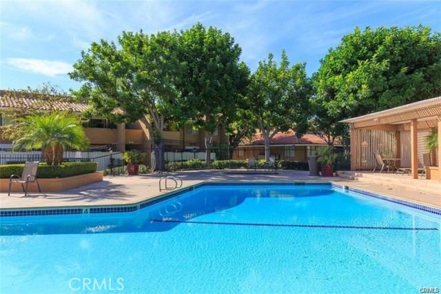 MLS #OC25253467 image #11