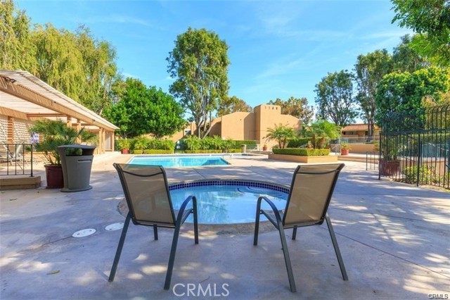 MLS #OC25253467 image #12