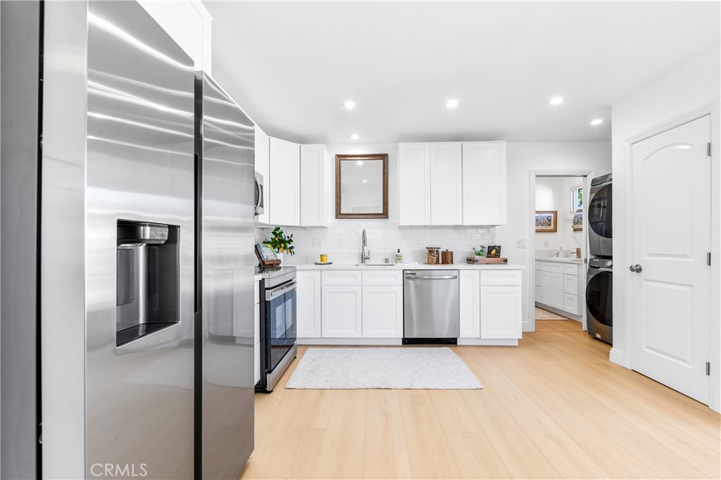 MLS #OC25253517 image #12