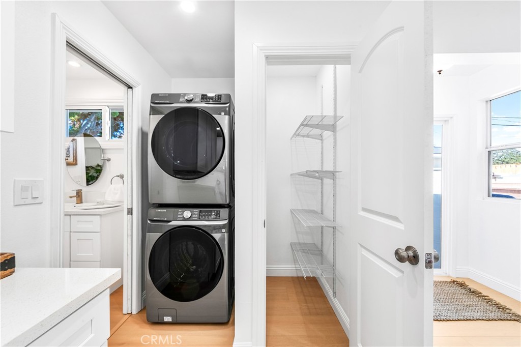 MLS #OC25253517 image #19