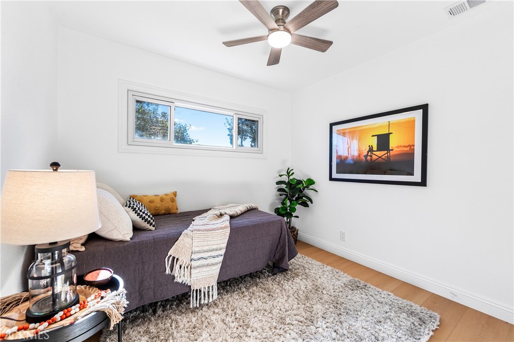 MLS #OC25253517 image #38