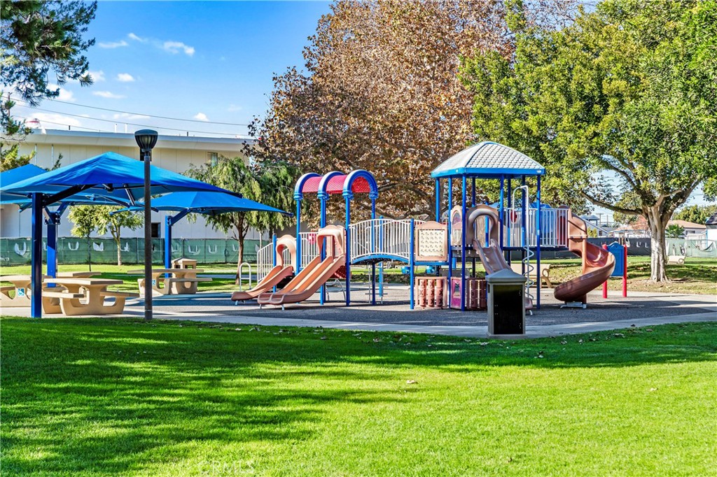 MLS #OC25253517 image #51