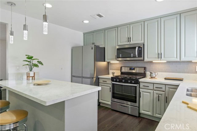 MLS #OC25253533 image #15