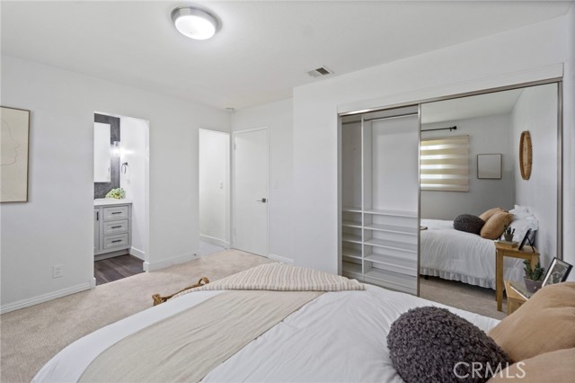 MLS #OC25253533 image #35