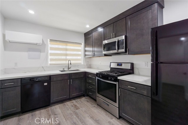 MLS #OC25253533 image #39