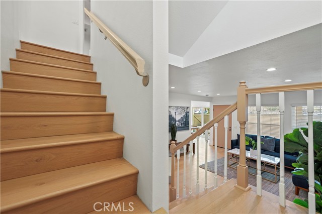 MLS #OC25253538 image #10