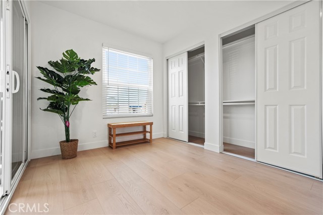 MLS #OC25253538 image #15