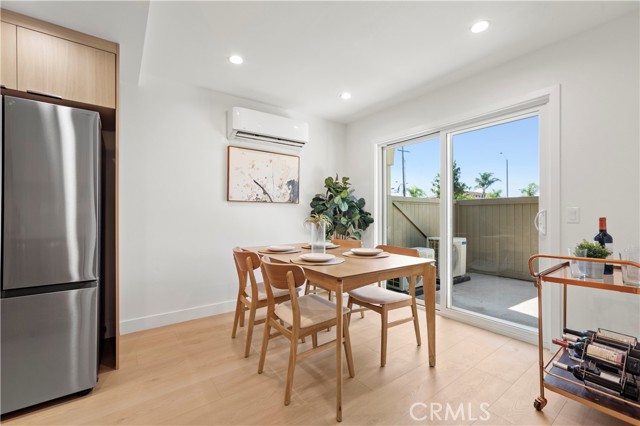 MLS #OC25253538 image #2