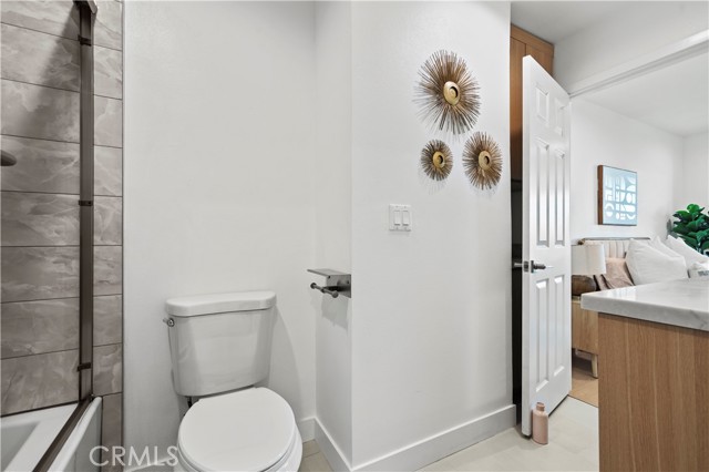 MLS #OC25253538 image #25