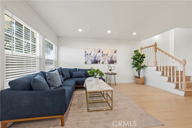 MLS #OC25253538 image #7