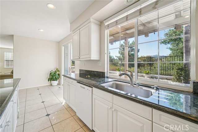 MLS #OC25253542 image #15