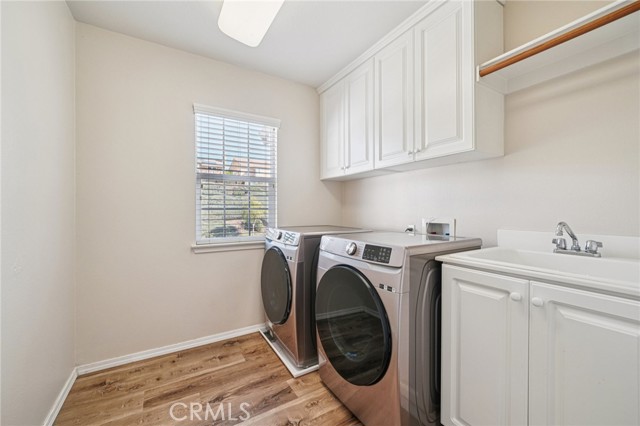 MLS #OC25253542 image #23