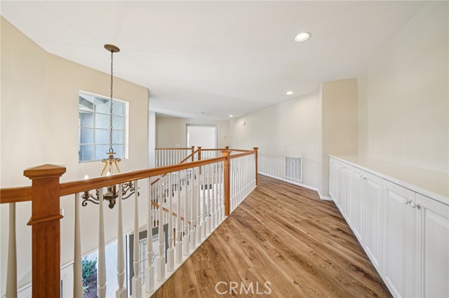 MLS #OC25253542 image #26