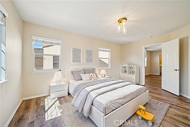 MLS #OC25253542 image #27