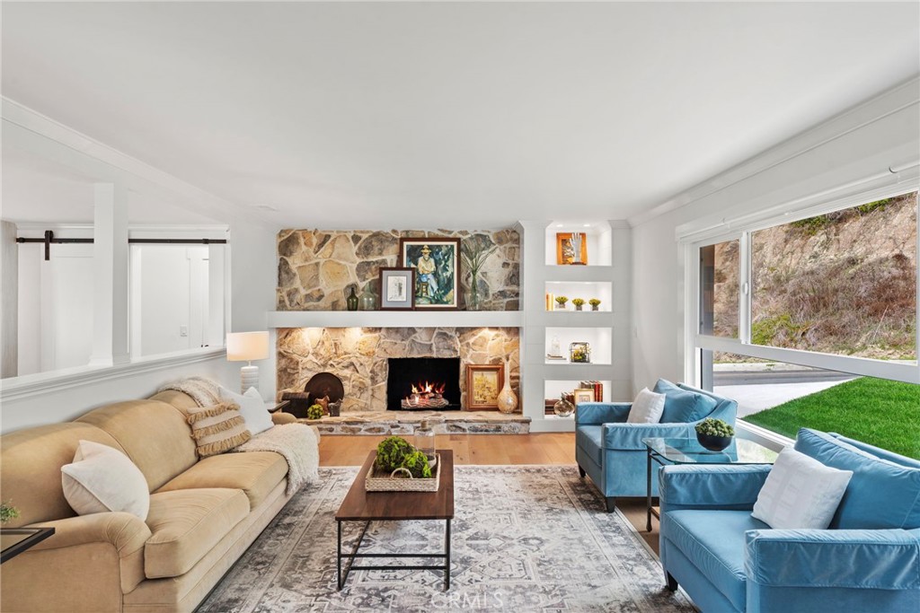 MLS #OC25253607 image #13