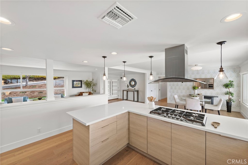 MLS #OC25253607 image #21