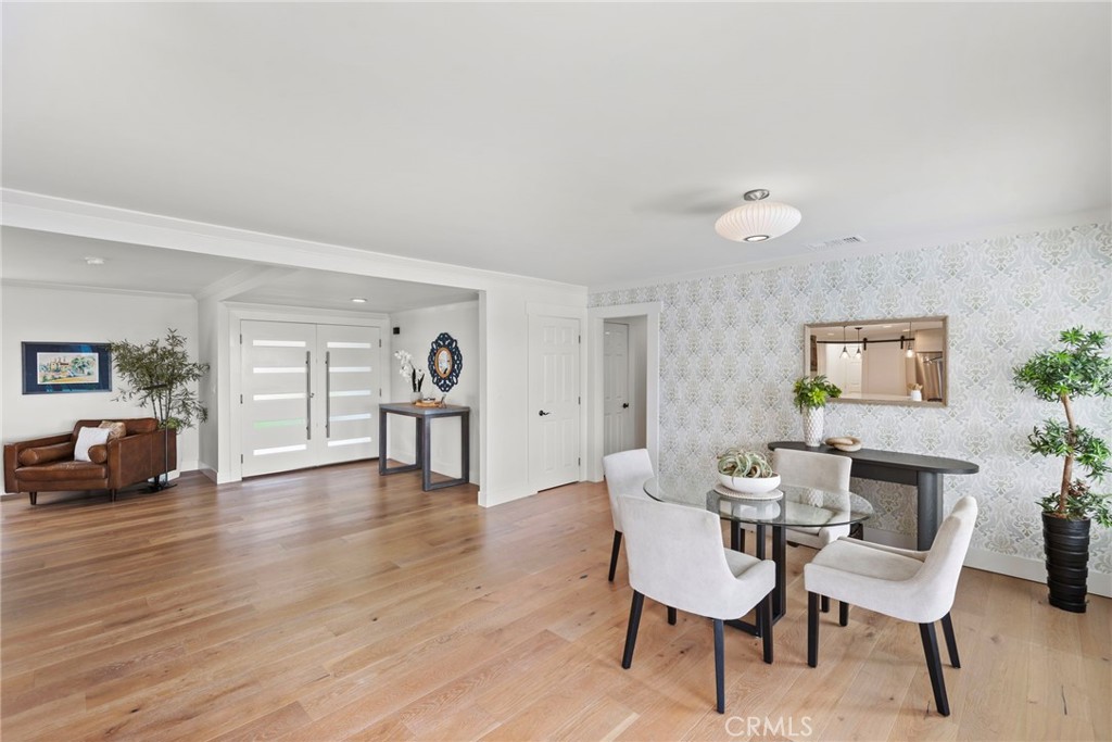 MLS #OC25253607 image #22