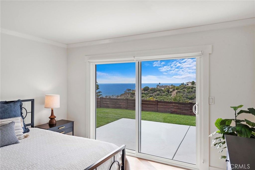 MLS #OC25253607 image #24