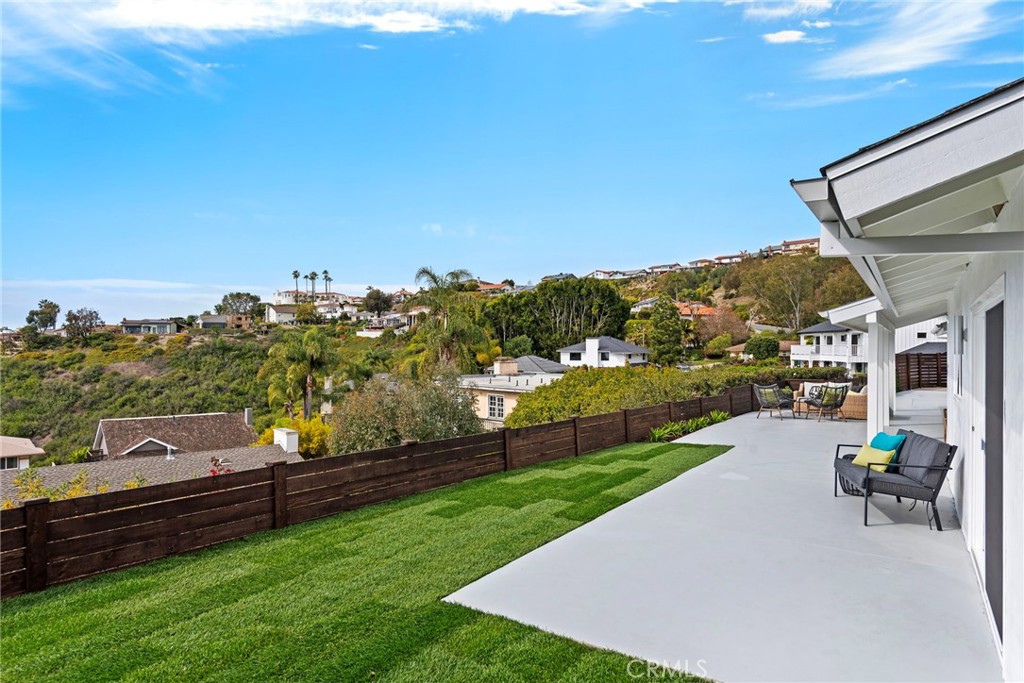 MLS #OC25253607 image #37