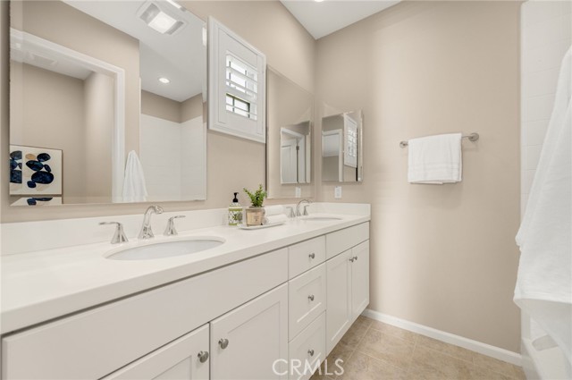 MLS #OC25253668 image #18