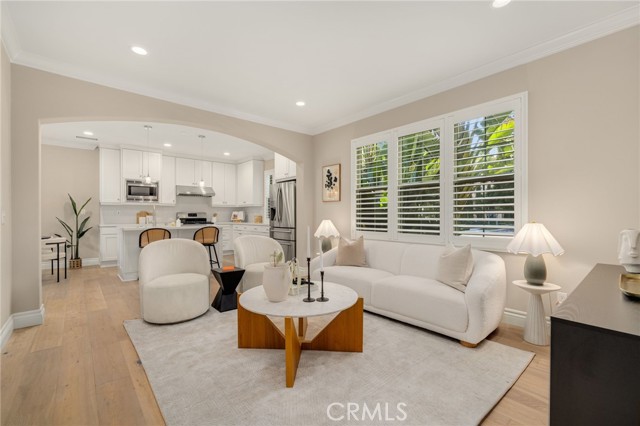 MLS #OC25253668 image #2