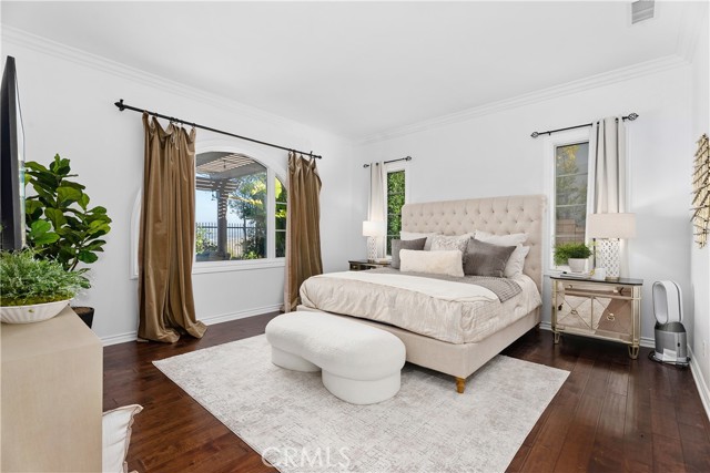 MLS #OC25253669 image #12