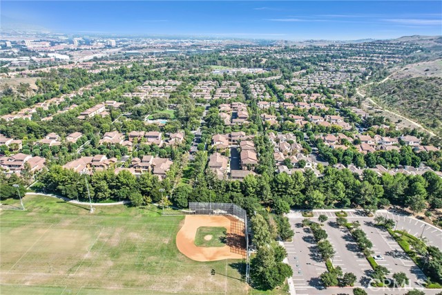 MLS #OC25253669 image #50