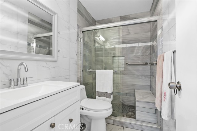 MLS #OC25253678 image #3