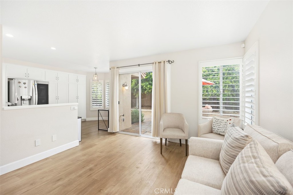 MLS #OC25253680 image #11