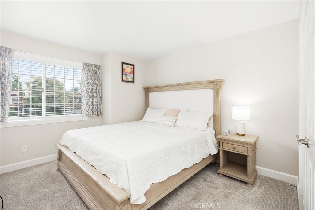 MLS #OC25253680 image #14