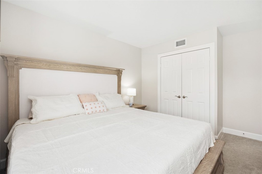 MLS #OC25253680 image #15