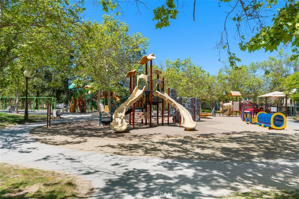 MLS #OC25253680 image #39