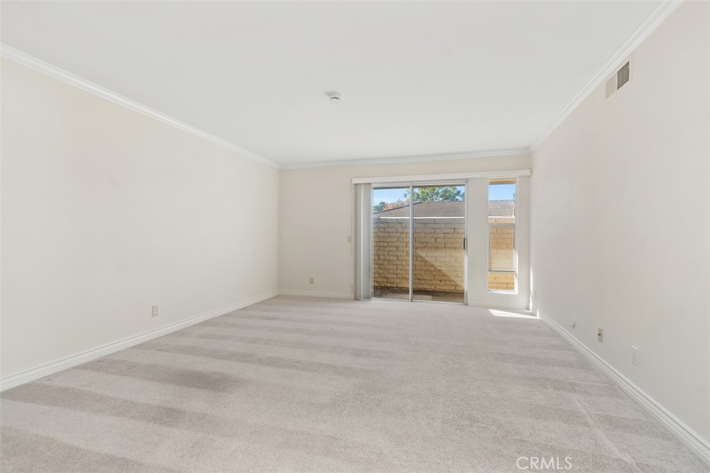 MLS #OC25253697 image #17