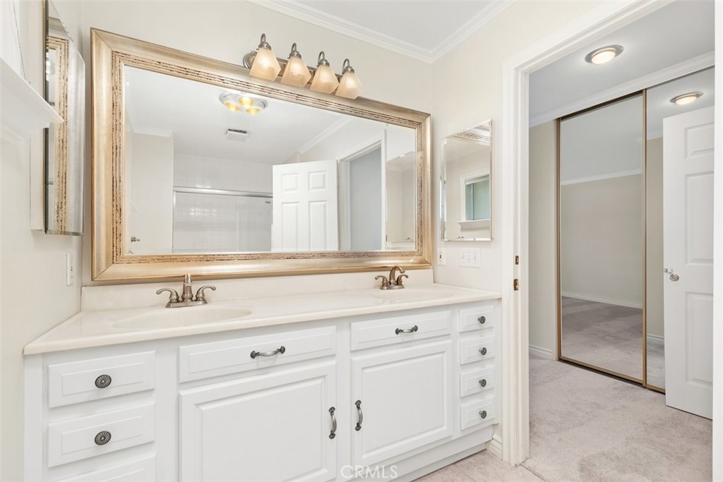 MLS #OC25253697 image #22