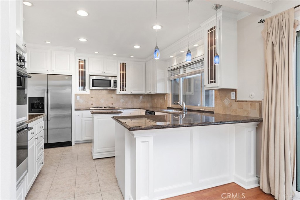 MLS #OC25253697 image #8