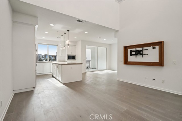 MLS #OC25253704 image #10