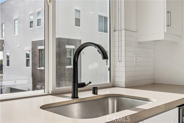 MLS #OC25253704 image #14