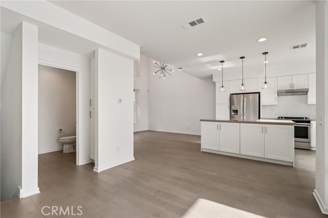 MLS #OC25253704 image #16